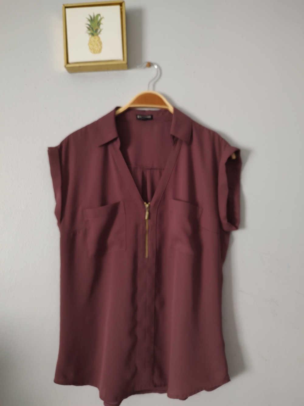 Express Womens Zip-Front Cap Sleeve Blouse - Mauve - Picture 4 of 11